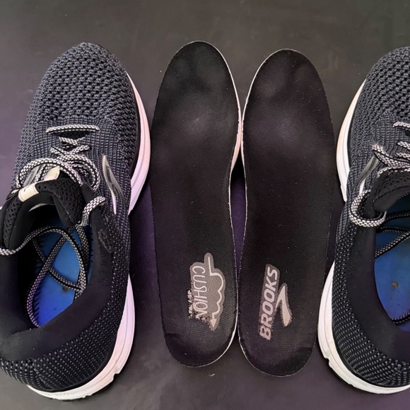 Brooks Womens Revel 2 Running Shoes Size 8.5 Black Gray Sneakers 1202811B050 - Picture 6 of 14